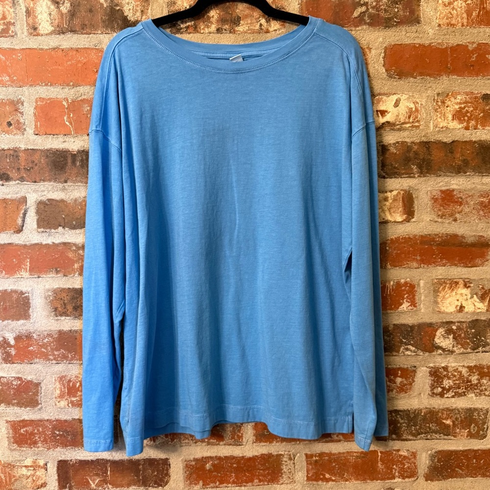 Old Navy XL Long Sleeve Tee in Light Blue